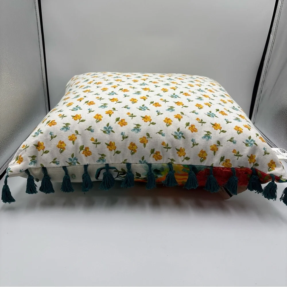 Pioneer Woman Charlie Pillow Bassett Hound Dog Pumpkin Embroidered Fall Truck - Picture 9 of 10